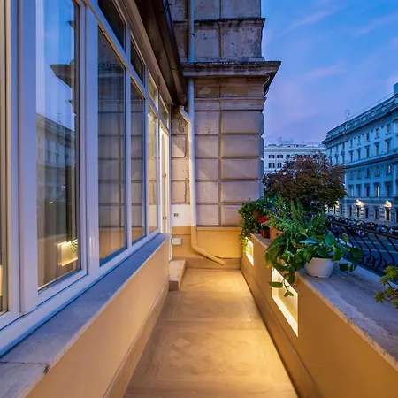 Ventisettembre Private * Rom