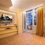 Ventisettembre Private Daire